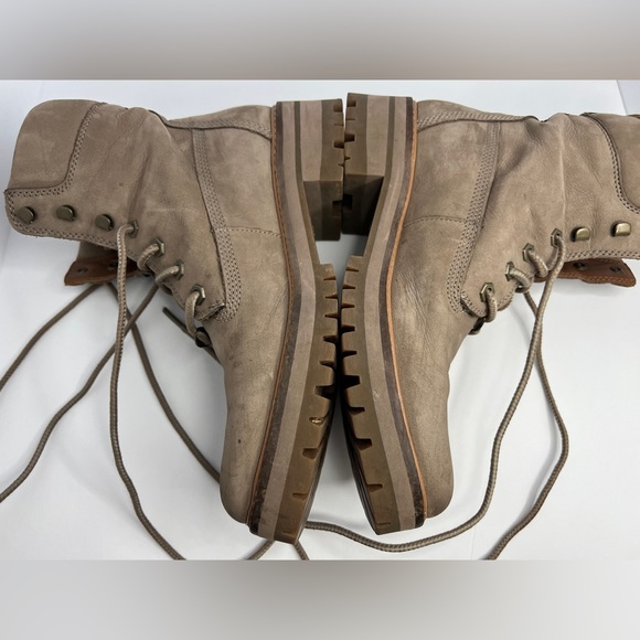 TIMBERLAND Women's Courmayeur
Valley 6" Boots Taupe Size 10 - Picture 9 of 16